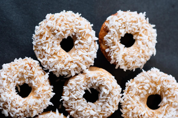 Lucky's mini donuts - Peanut butter and bananas